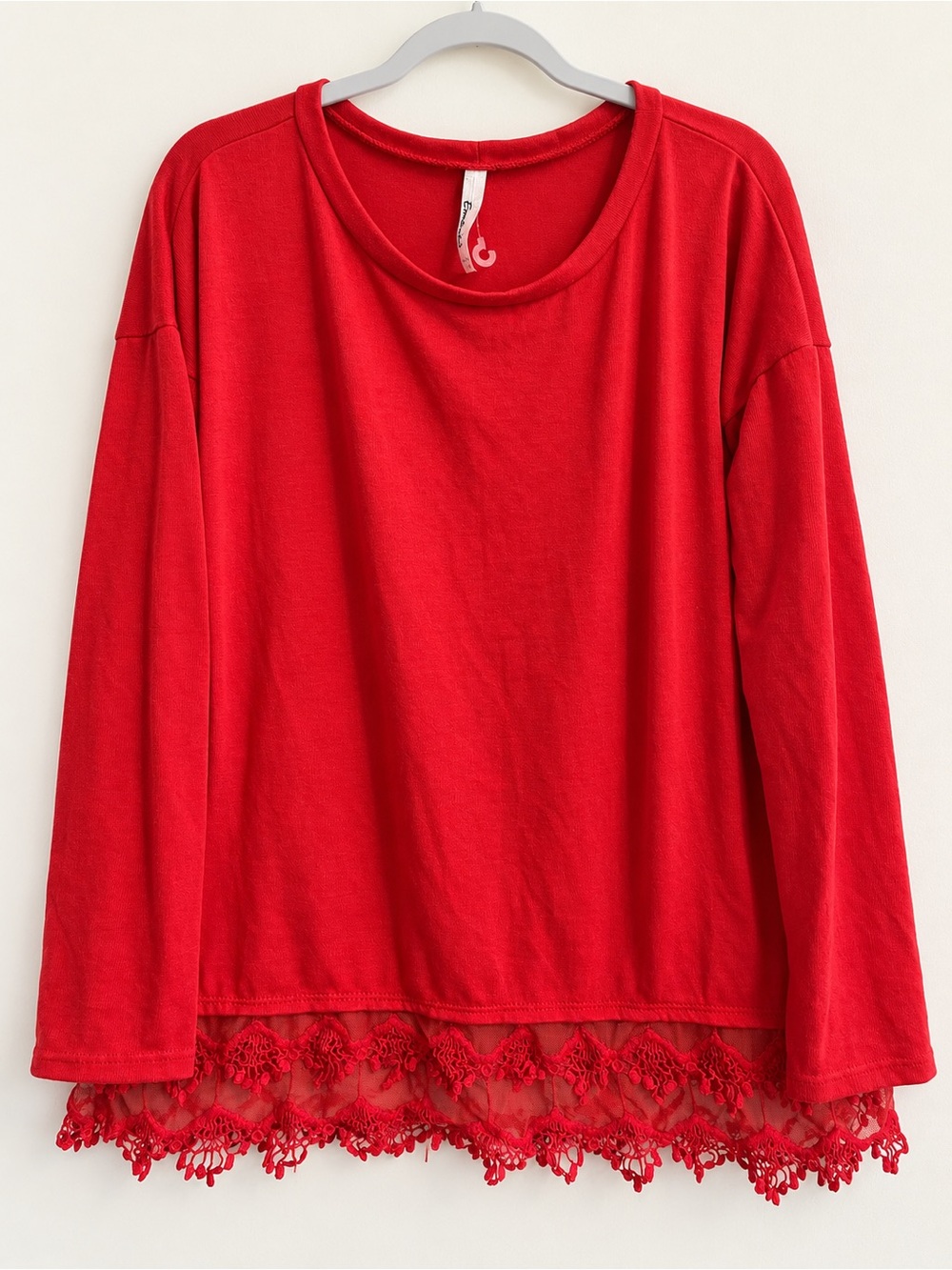 Emerald USA Red Floral Lace Hem Long Sleeve Top Medium